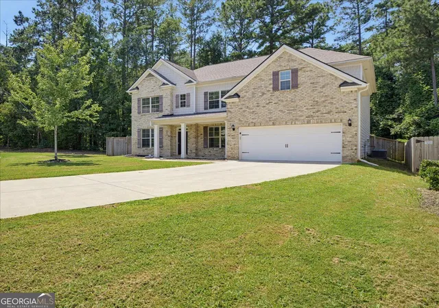 Photo 2 of Sale Pending at 705 Breton Highlands, Fairburn, GA 30213 | MLS# 10832872 | Listing updated on 2026-08-28