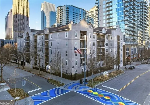 Photo 3 of Condo for sale at 1074 Peachtree Walk Ne #B220, Atlanta, GA 30309 | MLS# 10823133 | Listing updated on 2026-10-02