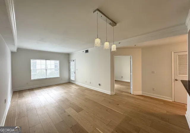 Photo 4 of Condo for sale at 1074 Peachtree Walk Ne #B220, Atlanta, GA 30309 | MLS# 10823133 | Listing updated on 2026-10-02