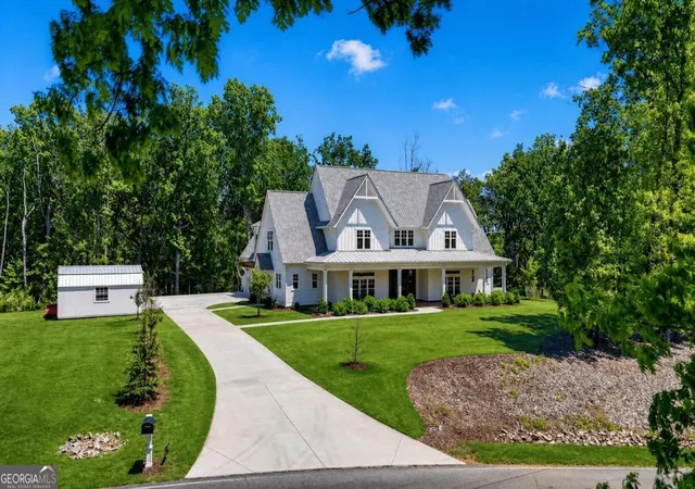 Photo 3 of Single family home for sale at 800 Garland Mountain Trl, Waleska, GA 30183 | MLS# 10741396 | Listing updated on 2026-07-22