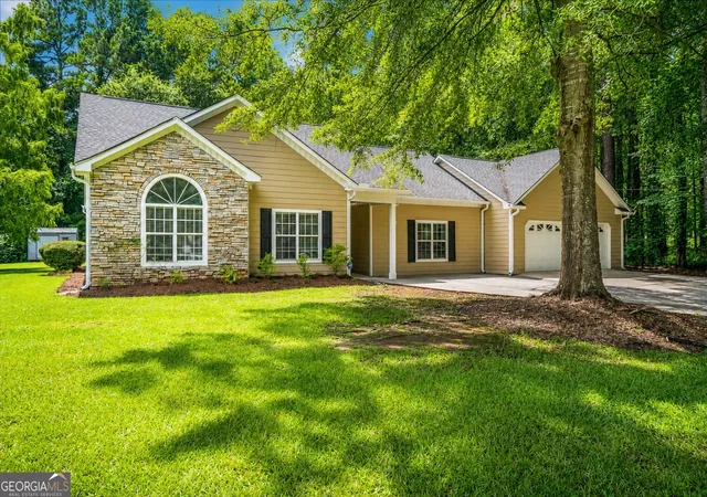 1st image of 4724 Old Yorkville Rd, Dallas, GA 30157 | MLS# 10815688
