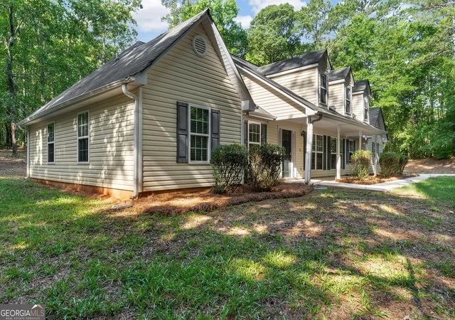 Photo 3 of Sale Pending at 2430 Highway 85, Senoia, GA 30276 | MLS# 10785377 | Listing updated on 2026-08-05
