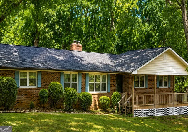 Photo 1 of Single family home for sale at 3931 Green Dr, Gainesville, GA 30506 | MLS# 10834345 | Listing updated on 2026-09-10