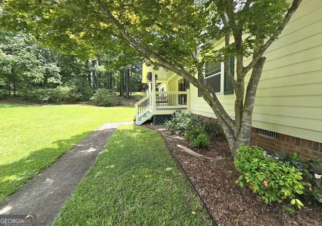 image of 2950 Broadnax Dr, Loganville, GA 30052 | MLS# 10795000
