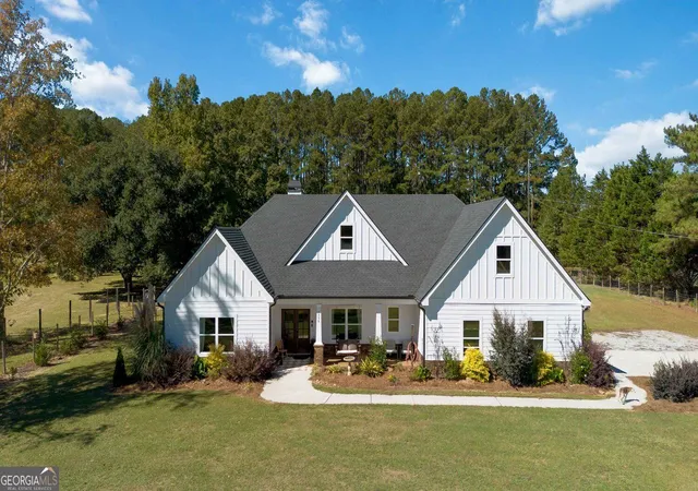 Photo 1 of Single family home for sale at 1550 Confederate Rd, Madison, GA 30650 | MLS# 10877927 | Listing updated on 2026-10-29