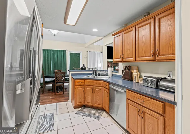 Photo 3 of Single family home for sale at 65 Mosswood Trl, Newnan, GA 30265 | MLS# 10657656 | Listing updated on 2026-07-24
