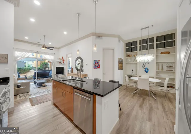 Photo 2 of Condo for sale at 711 Cosmopolitan Dr Ne #150, Atlanta, GA 30324 | MLS# 10836233 | Listing updated on 2026-09-14