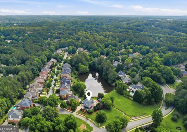 4th image of 1072 Moores Walk Ln, Suwanee, GA 30024 | MLS# 10779637