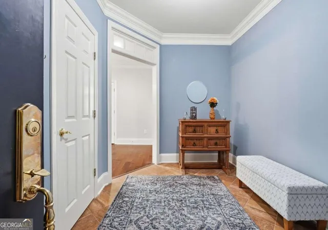 Listing Photo 4 - Condo for sale in building located at 4100 Paces Walk Se, Atlanta, GA 30339 - Unit #1102
