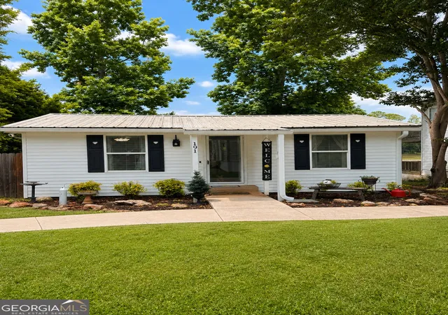 Photo 1 of Single family home for sale at 191 Cherokee Dr, Jackson, GA 30233 | MLS# 10808518 | Listing updated on 2026-08-01