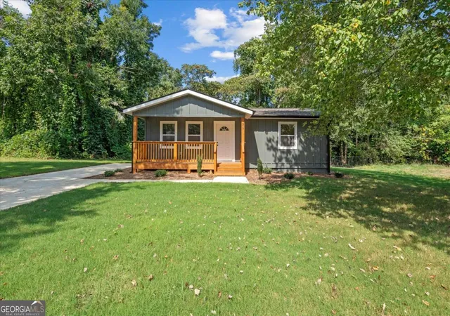 Homes for sale in Carrollton, GA | 317 Bledsoe St, Carrollton, GA 30117 | MLS# 10800731