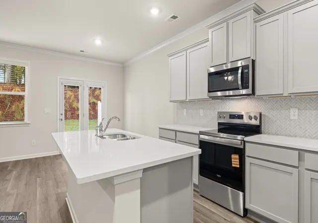 Photo 4 of Townhouse for sale at 440 Silver Moon Dr, Loganville, GA 30052 | MLS# 10731941 | Listing updated on 2026-09-09