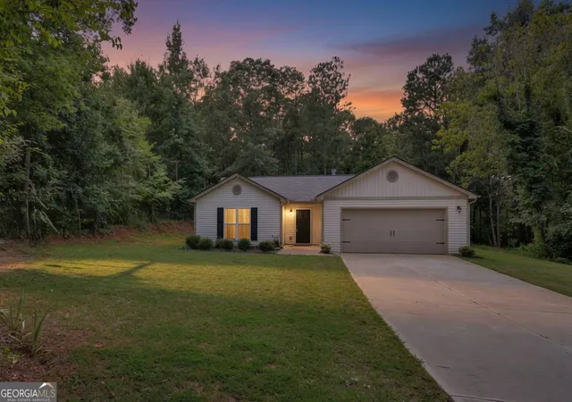 Photo 3 of Single family home for sale at 865 Stag Run Dr, Mansfield, GA 30055 | MLS# 10819307 | Listing updated on 2026-09-12