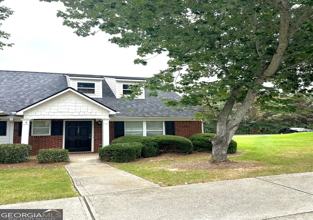 Photo 1 of Single family home for sale at 124 Bridgewater Cir, Athens, GA 30601 | MLS# 10834635 | Listing updated on 2026-09-10