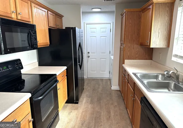 Photo 3 of Single family home for sale at 124 Bridgewater Cir, Athens, GA 30601 | MLS# 10834635 | Listing updated on 2026-09-10