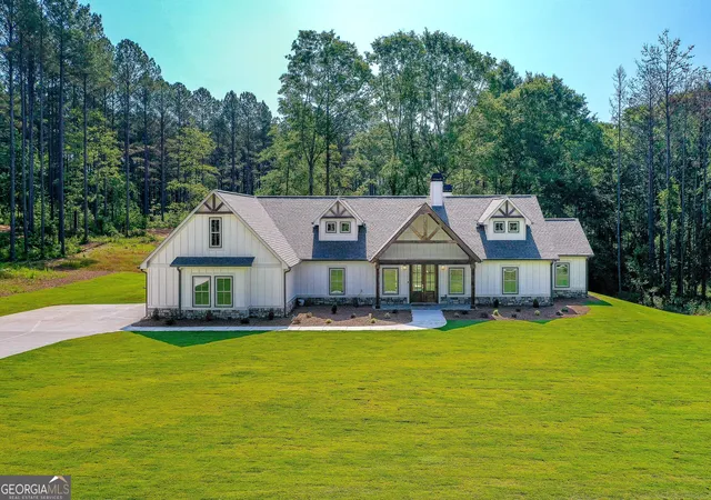 2nd image of 153 Riversong Rd, Carrollton, GA 30117 | MLS# 10769016