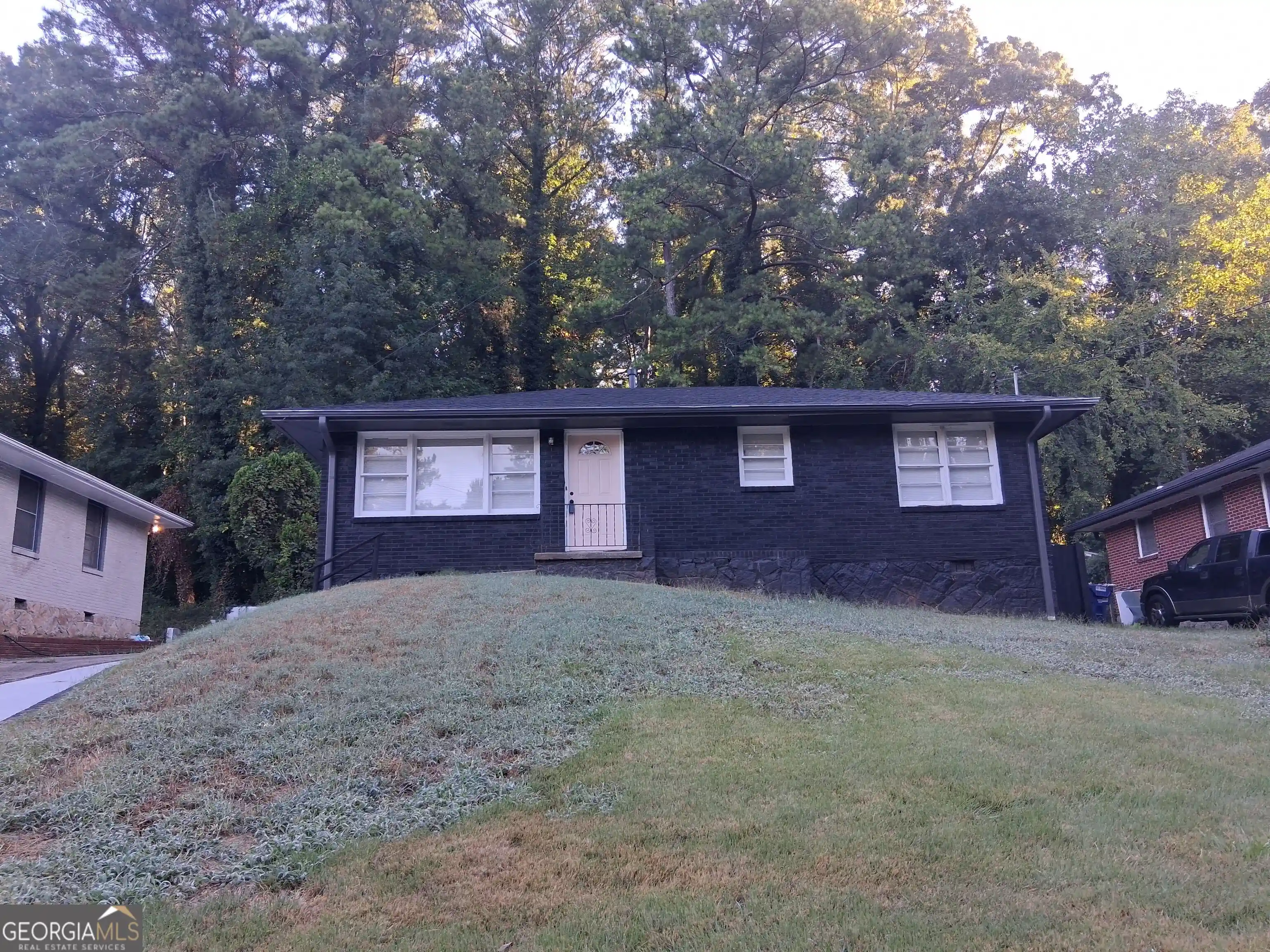 Photo 1 of Single family home for sale at 2028 Wells Dr Sw, Atlanta, GA 30311 | MLS# 10853209 | Listing updated on 2026-10-09