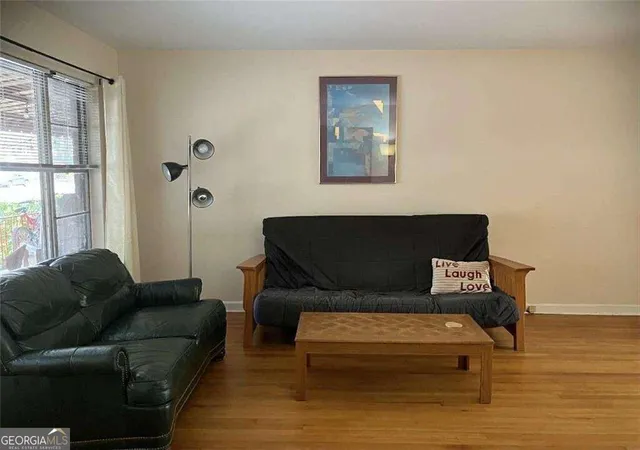 Photo 4 of Single family home for sale at 1515 Beech Valley Wy Ne, Atlanta, GA 30306 | MLS# 10835208 | Listing updated on 2026-09-11