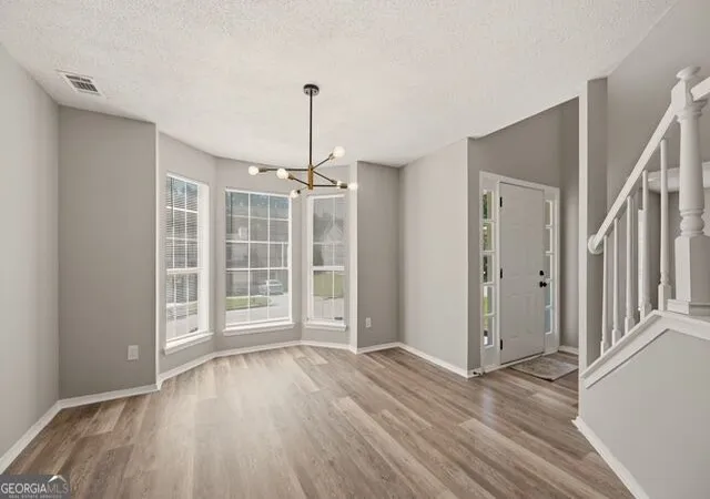 4th image of 949 Redan Tr, Stone Mountain, GA 30088 | MLS# 10831565