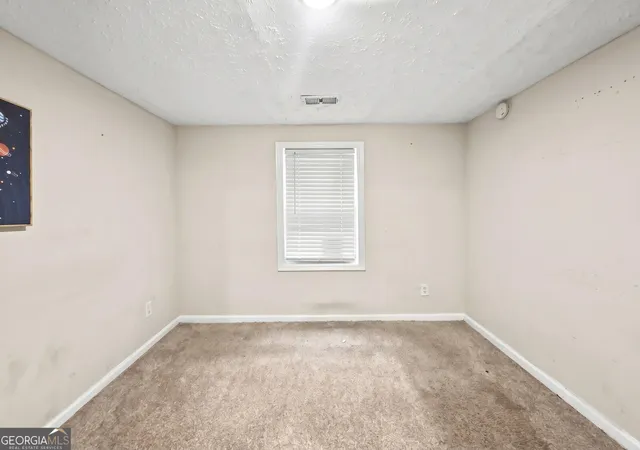 Listing Photo 2 - Condo for sale in building located at 2977 5th St SW, Atlanta, GA 30315 - Unit #