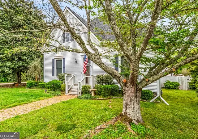Photo 2 of Single family home for sale at 3810 2nd Ave, Mansfield, GA 30055 | MLS# 10723189 | Listing updated on 2026-06-21