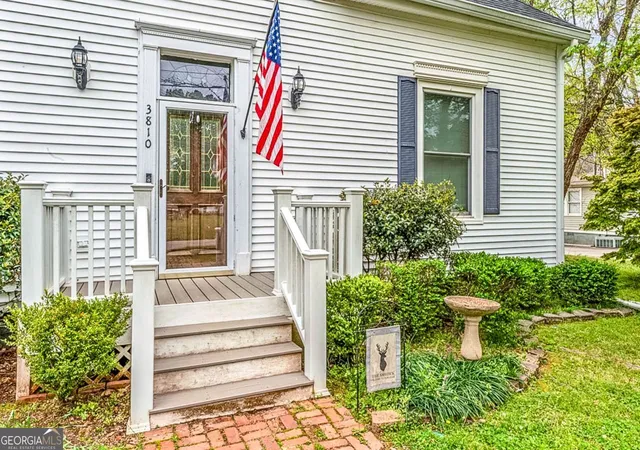 Photo 3 of Single family home for sale at 3810 2nd Ave, Mansfield, GA 30055 | MLS# 10723189 | Listing updated on 2026-06-21