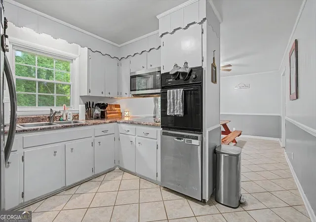 Homes for sale in Tallapoosa, GA | 98 James St, Tallapoosa, GA 30176 | MLS# 10765842