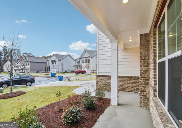 Photo 4 of Single family home for sale at 723 Secret Garden Ln, Dacula, GA 30019 | MLS# 10807703 | Listing updated on 2026-07-31