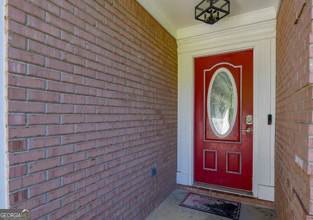 Photo 3 of Single family home for sale at 647 Than Skinner Rd, Winder, GA 30680 | MLS# 10829140 | Listing updated on 2026-10-08