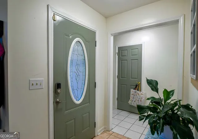 Photo 4 of Single family home for sale at 647 Than Skinner Rd, Winder, GA 30680 | MLS# 10829140 | Listing updated on 2026-10-08