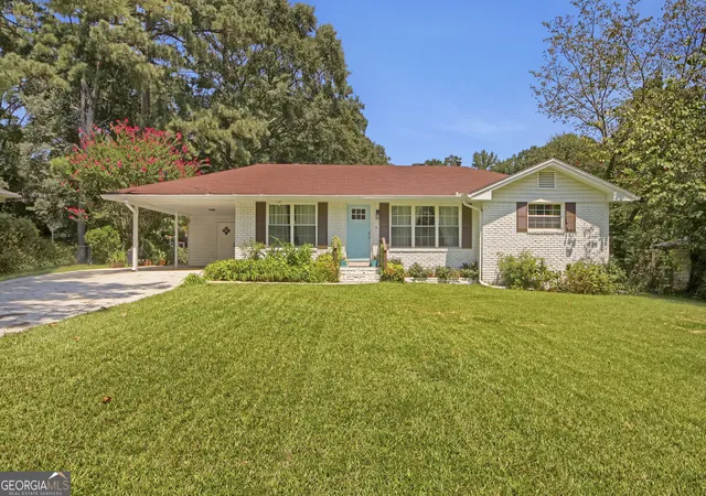 Photo 1 of Sale Pending at 190 Palms Ln Sw, Mableton, GA 30126 | MLS# 10596190 | Listing updated on 2025-10-22