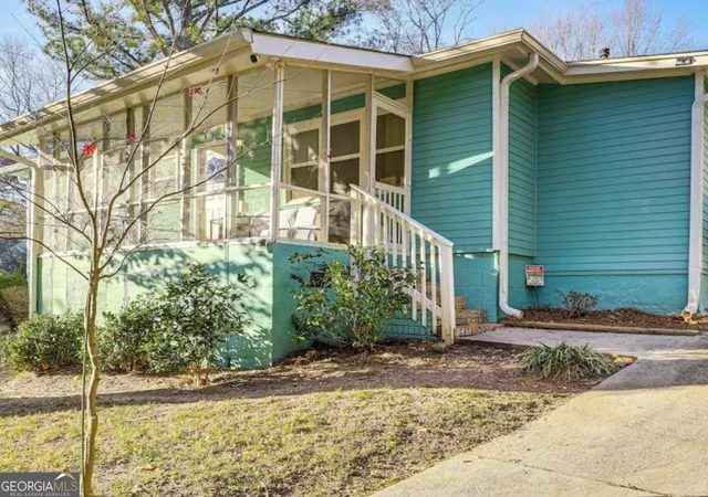 1st image of 5480 Lucile Ave, Stone Mountain, GA 30083 | MLS# 10811813