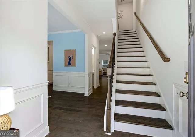 Photo 4 of Townhouse for sale at 256 Ismal Dr Sw, Atlanta, GA 30331 | MLS# 10825495 | Listing updated on 2026-10-27
