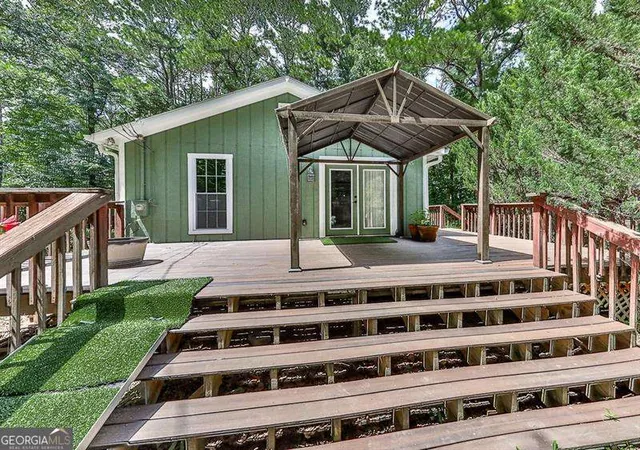 Photo 2 of Single family home for sale at 4211 Rose Trl Se, Acworth, GA 30102 | MLS# 10810797 | Listing updated on 2026-08-16