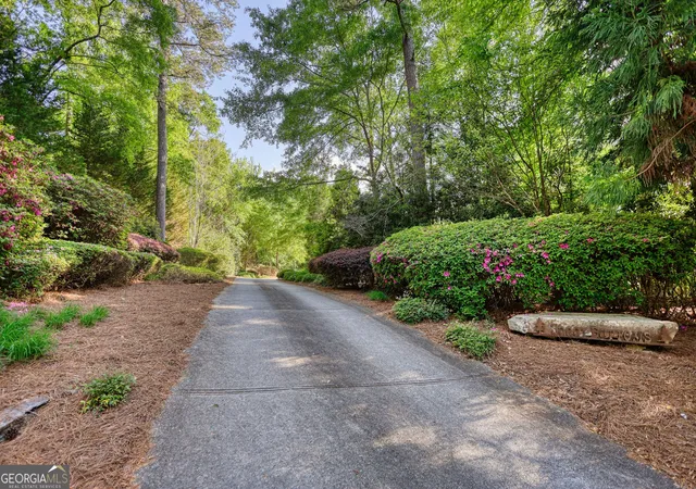 Photo 3 of Single family home for sale at 393 Edwards Rd, Oxford, GA 30054 | MLS# 10737817 | Listing updated on 2026-09-03