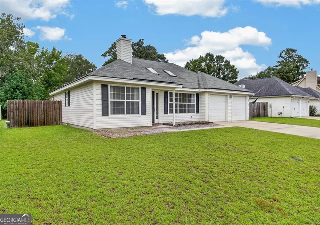 2nd image of 35 Cutler Dr, Savannah, GA 31419 | MLS# 10786708