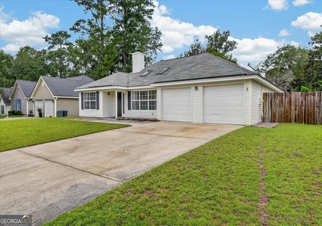 3rd image of 35 Cutler Dr, Savannah, GA 31419 | MLS# 10786708