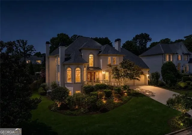 Photo 2 of Single family home for sale at 4507 Outlook Dr Ne, Marietta, GA 30066 | MLS# 10834850 | Listing updated on 2026-09-18