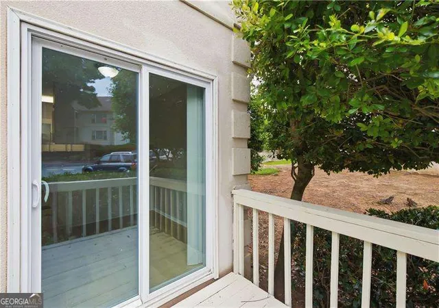 Homes for sale in Smyrna, GA | 301 Bridge Ln Se #301, Smyrna, GA 30082 | MLS# 10795059