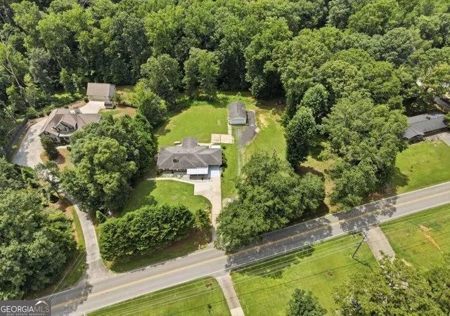 Photo 4 of Single family home for sale at 3651 Ledan Rd, Gainesville, GA 30506 | MLS# 10814025 | Listing updated on 2026-09-17