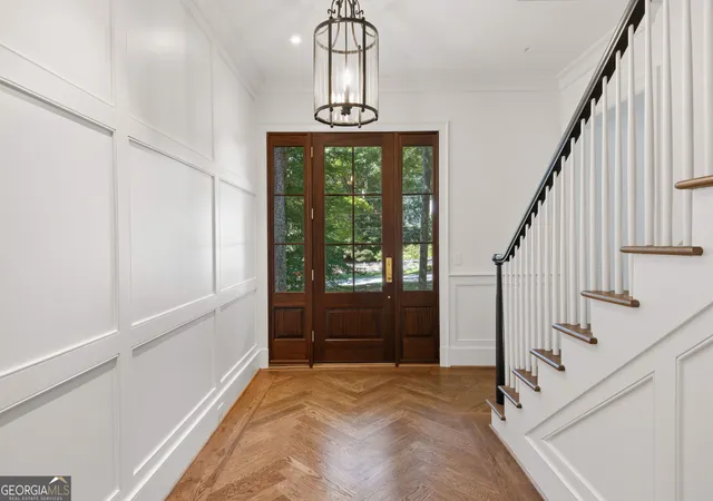 Photo 4 of Single family home for sale at 4095 Glen Devon Dr Nw, Atlanta, GA 30327 | MLS# 10830846 | Listing updated on 2026-09-04