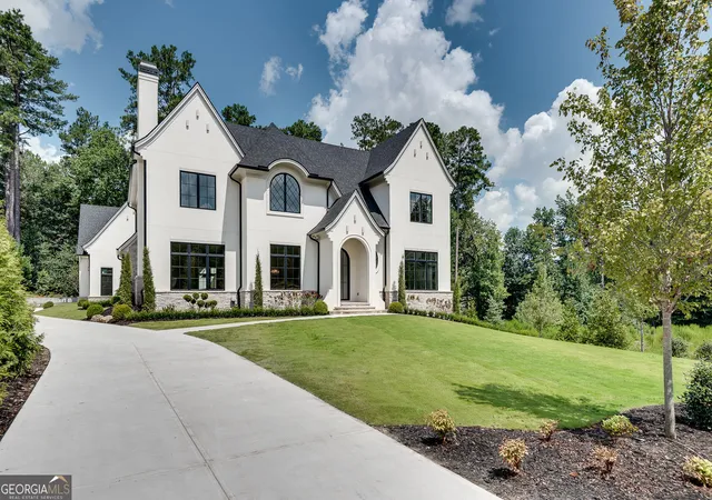Photo 3 of Mansion for sale at 130 Brg Way, Alpharetta, GA 30005 | MLS# 10836390 | Listing updated on 2026-10-03