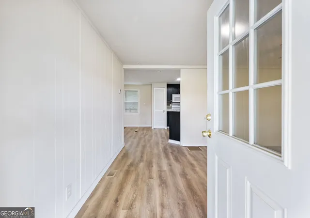 Photo 2 of Single family home for sale at 8490 Belton Brg Rd, Lula, GA 30554 | MLS# 10756593 | Listing updated on 2026-09-18