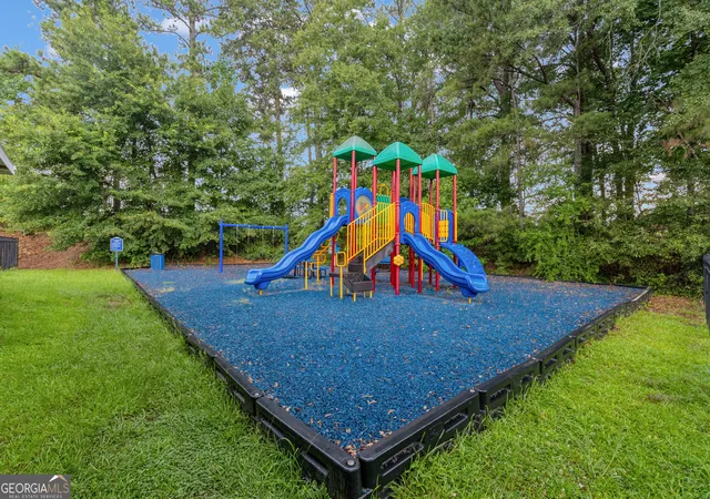 37th image of 109 Willow Dr E, Newnan, GA 30263 | MLS# 10799166