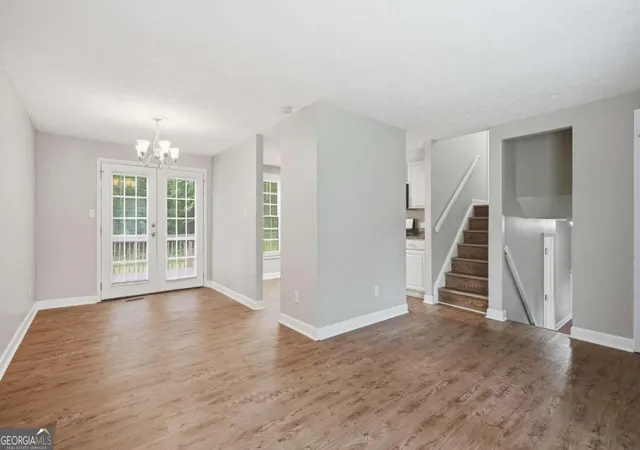 Photo 4 of Single family home for sale at 3569 Oak Knoll Dr, Marietta, GA 30068 | MLS# 10816135 | Listing updated on 2026-09-06