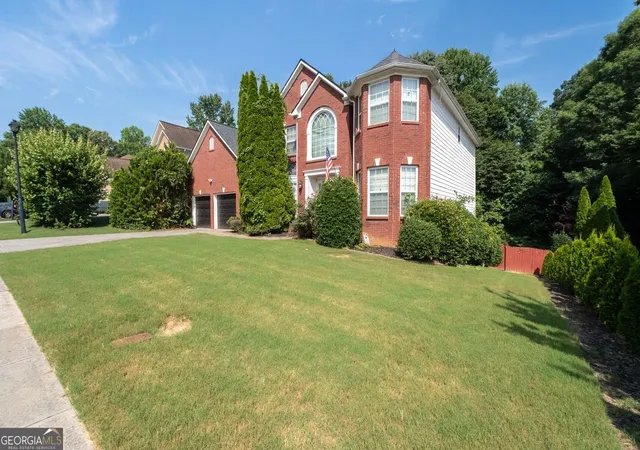 Photo 3 of Single family home for sale at 2989 Heritage Oaks Cir, Dacula, GA 30019 | MLS# 10794218 | Listing updated on 2026-09-03