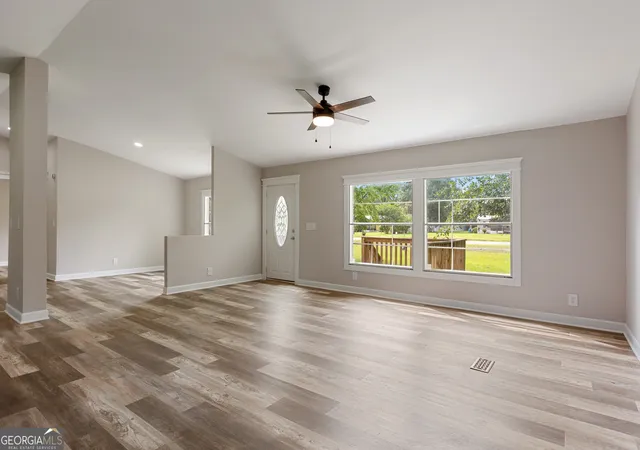 4th image of 160 Sarah Dr, Brunswick, GA 31525 | MLS# 10737793