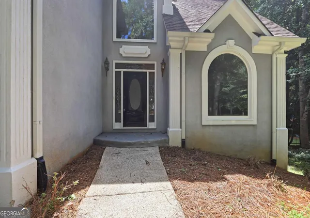 Photo 3 of Single family home for sale at 3044 Eagle Watch Dr, Woodstock, GA 30189 | MLS# 10795016 | Listing updated on 2026-09-13