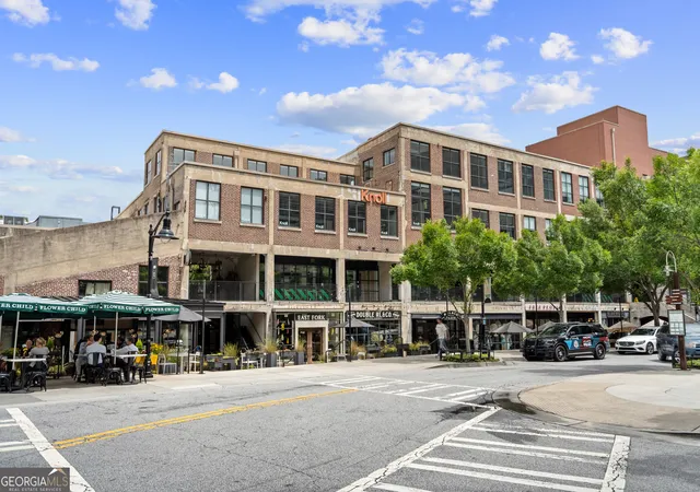 Homes for sale in Atlanta, GA | 1100 Howell Mill Rd Nw #212, Atlanta, GA 30318 | MLS# 10670988