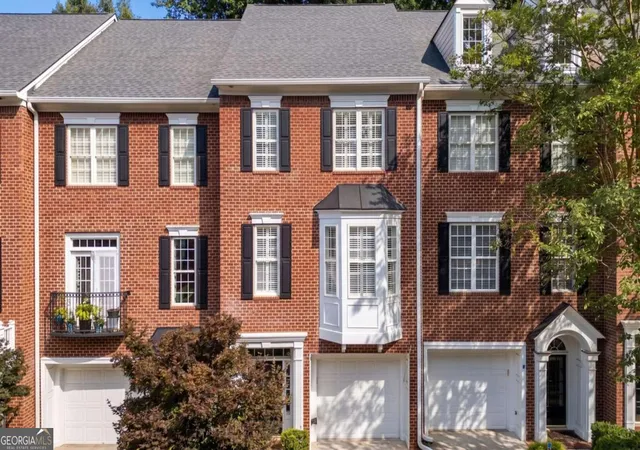 Photo 1 of Sale Pending at 1806 Waters Edge Trl, Roswell, GA 30075 | MLS# 10823013 | Listing updated on 2026-09-04